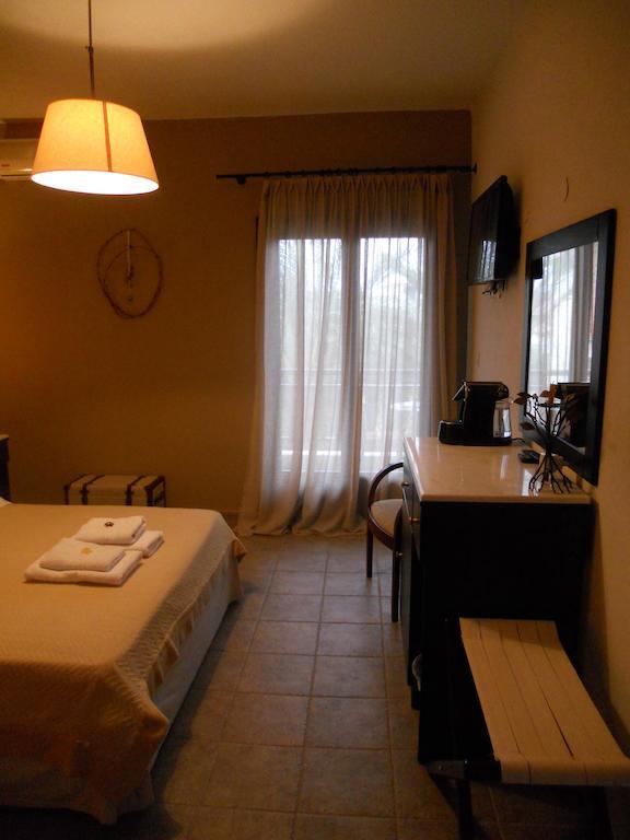 Dominici Hotel Ammouliani Exterior foto